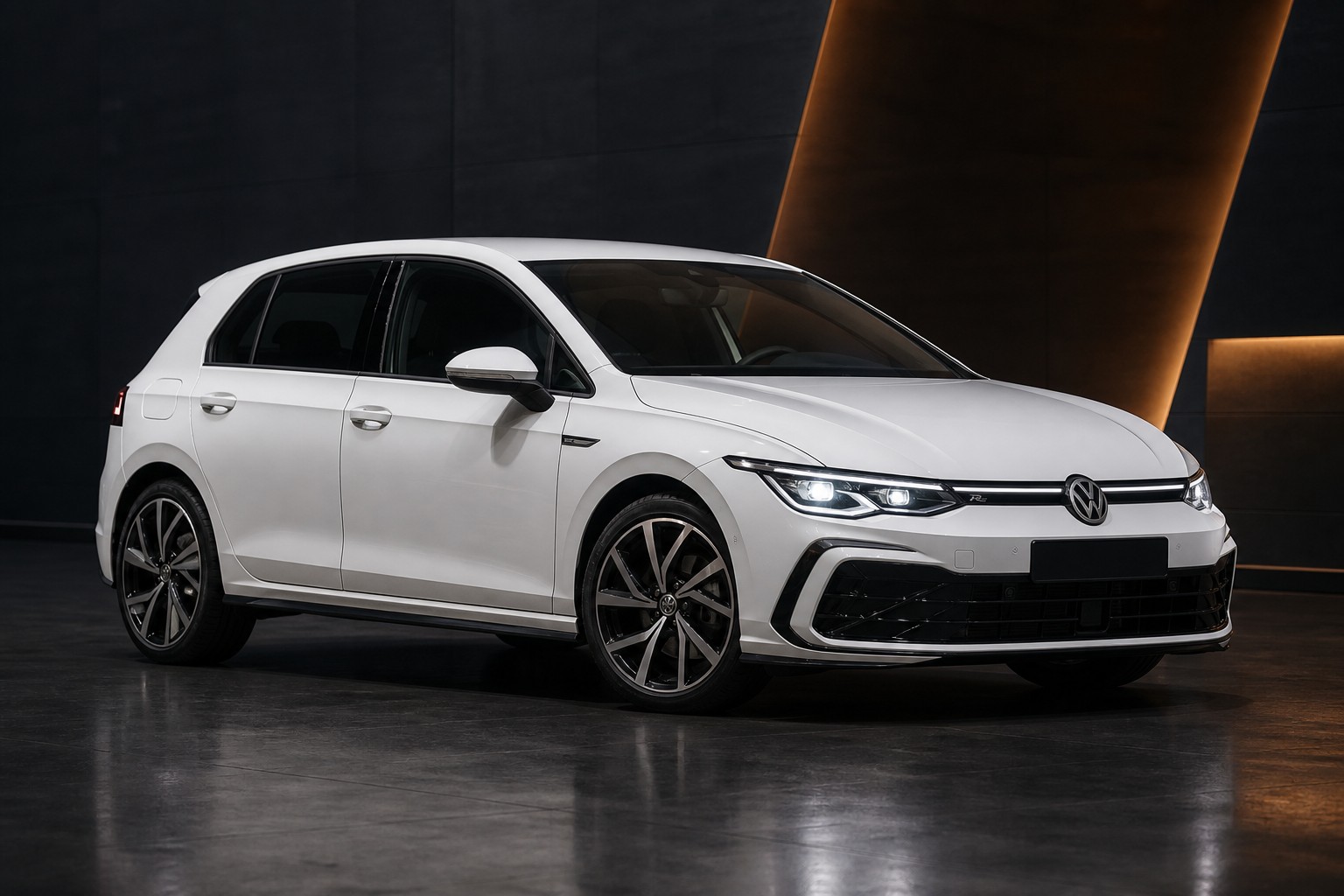Golf 2026, 300TSI R-Line 18" wheels